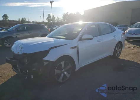 2016 Kia Optima Sx z USA, uszkodzony, nr VIN 5XXGW4L27GG017436